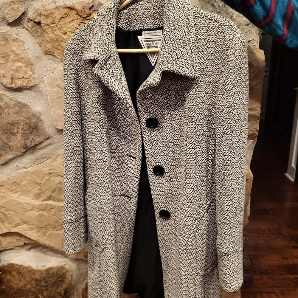 Long Blake & White jacket